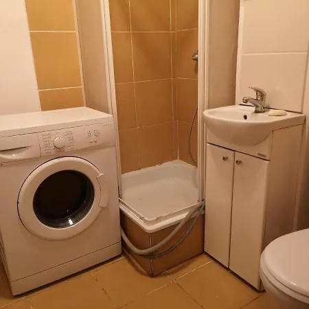 City Center Pitstop * Varsovia