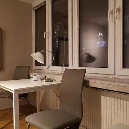 City Center Pitstop * Varsó